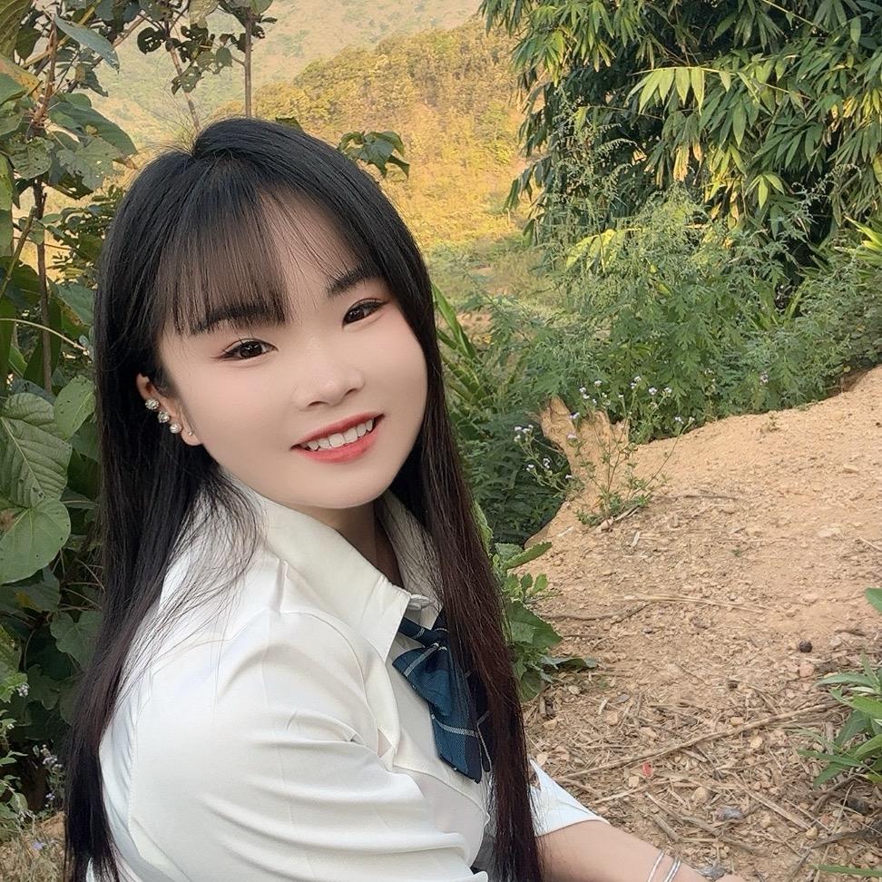 小美超甜呀💕