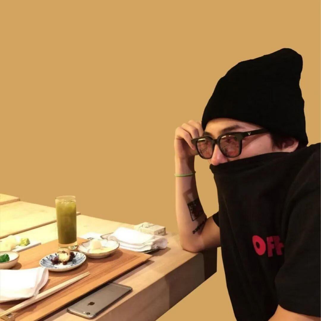 权哈哈