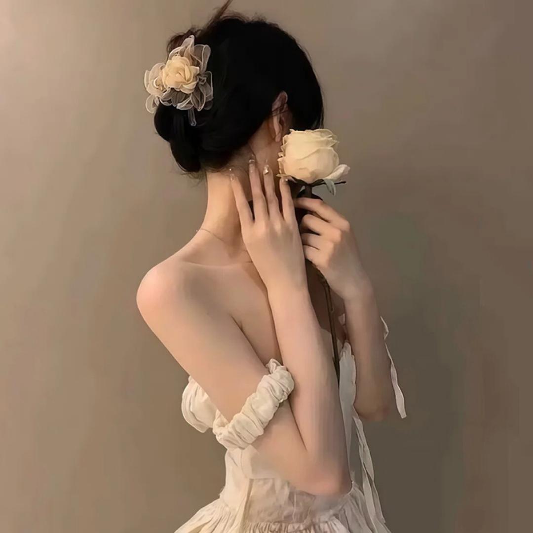 Tꫝiꪀᧁ
