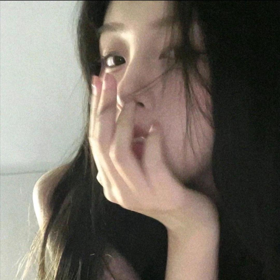 R    .