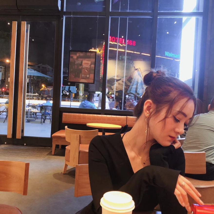 S呀，你干啥呢？