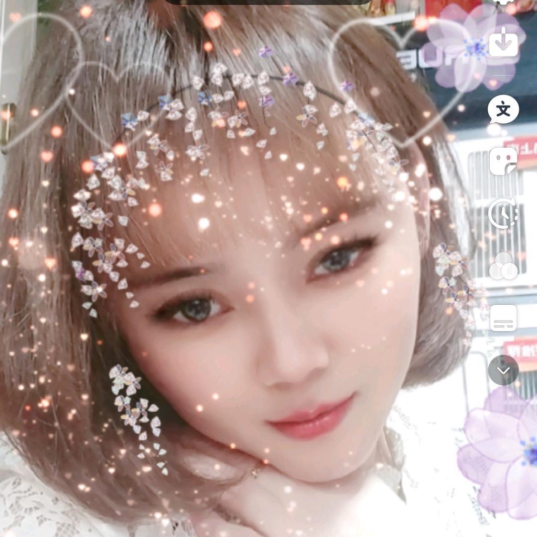 鑫港一姐，吴萍