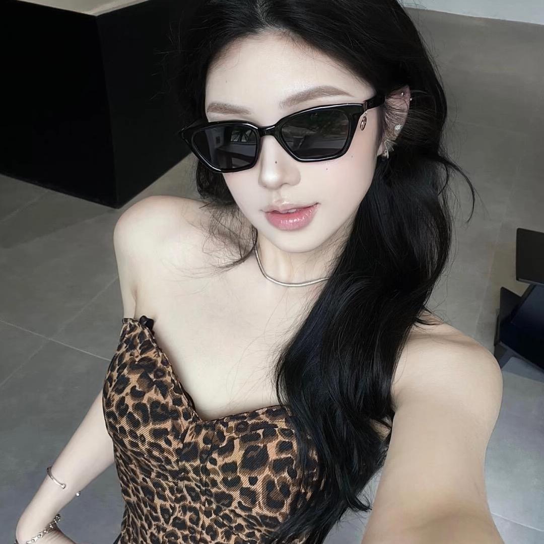 女主角