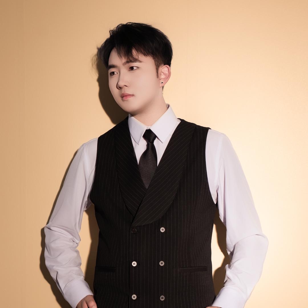 亿航⁰⁴⁰⁸（30、31休息两天）