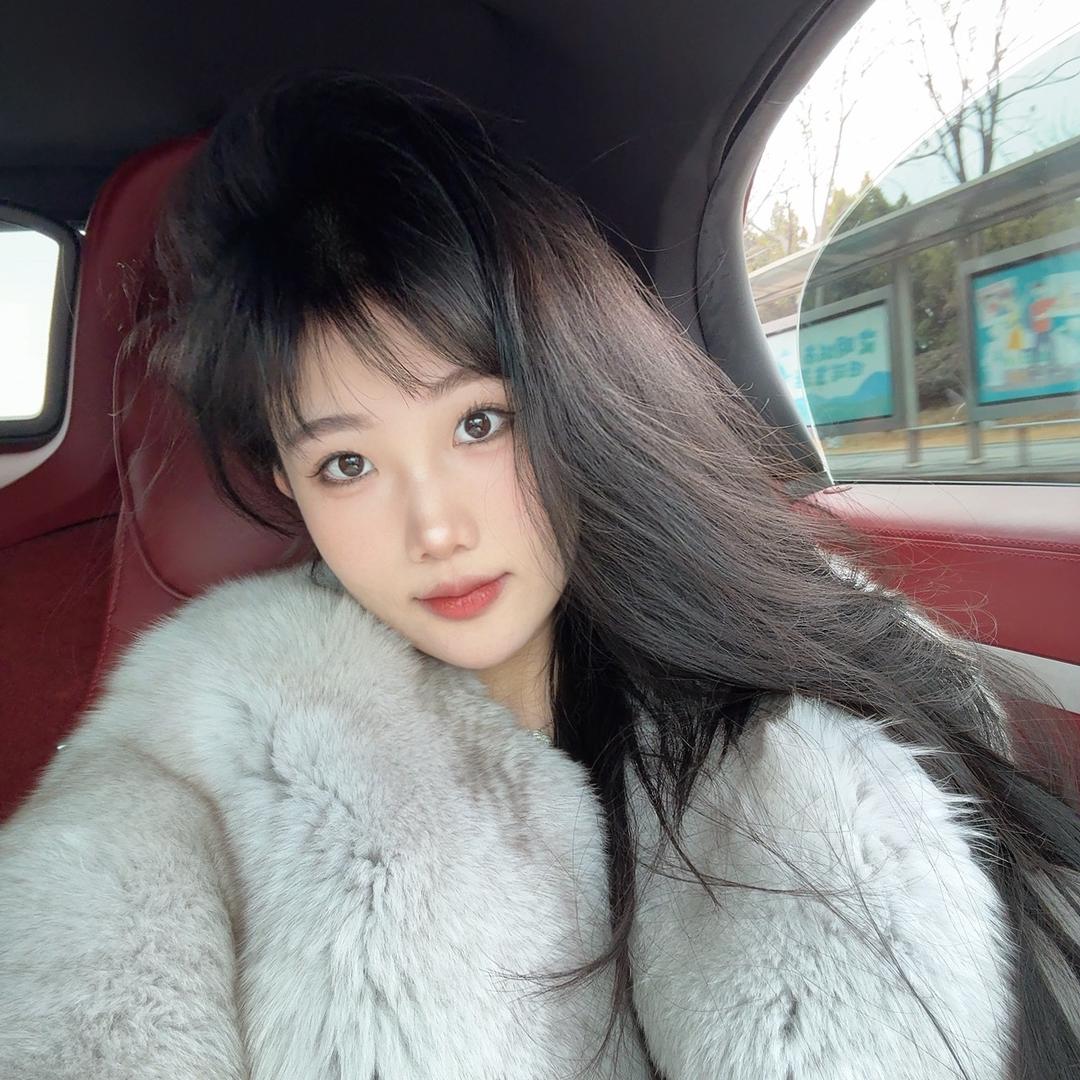 一只大白兔～