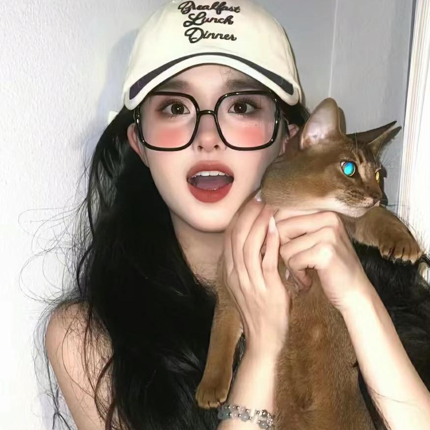 爆爆老猫、