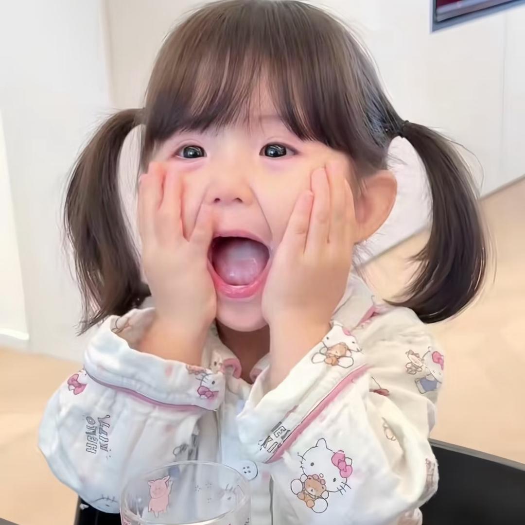 小白爱喝纯牛奶