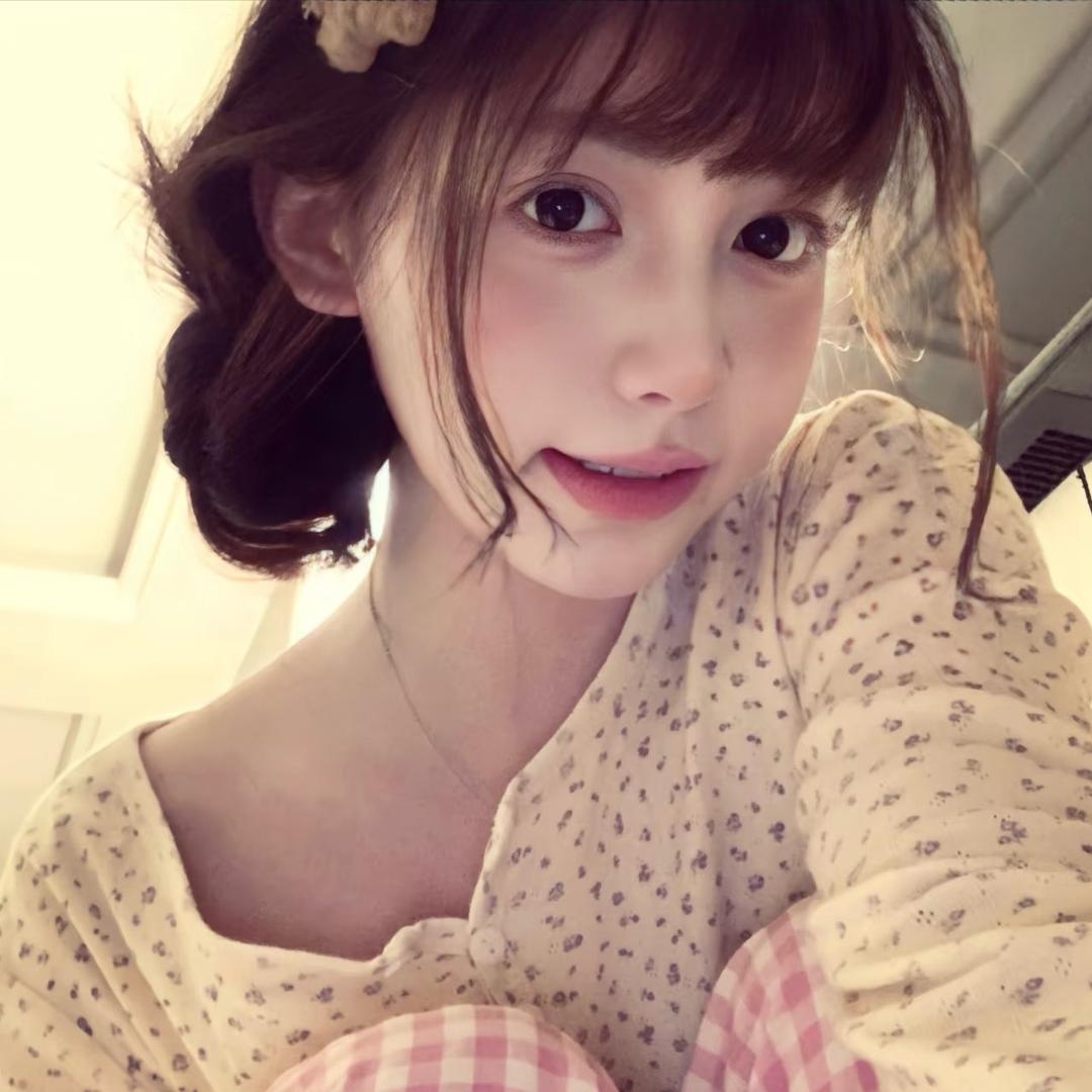 小小琴.