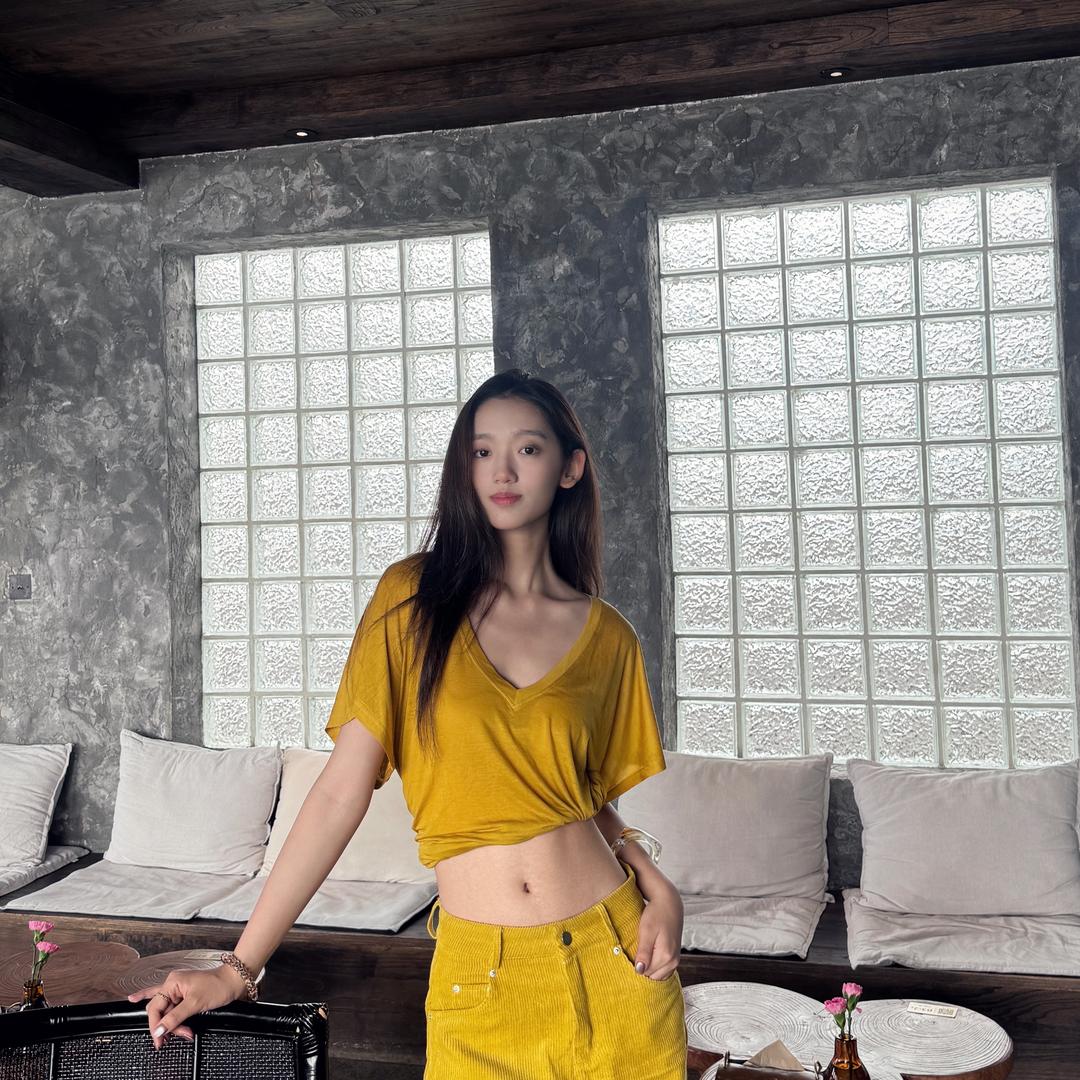 点点.