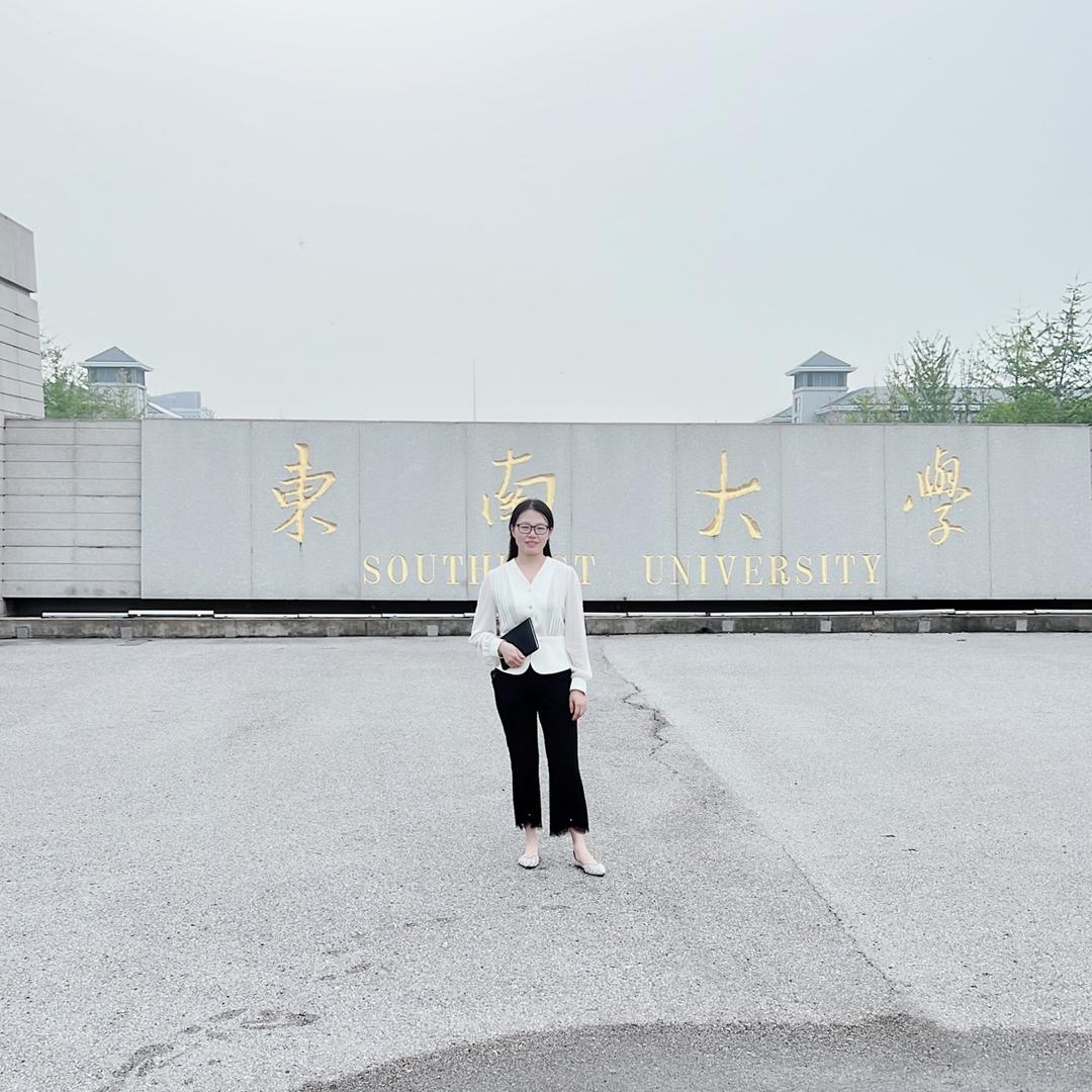 爱读书的阮老师