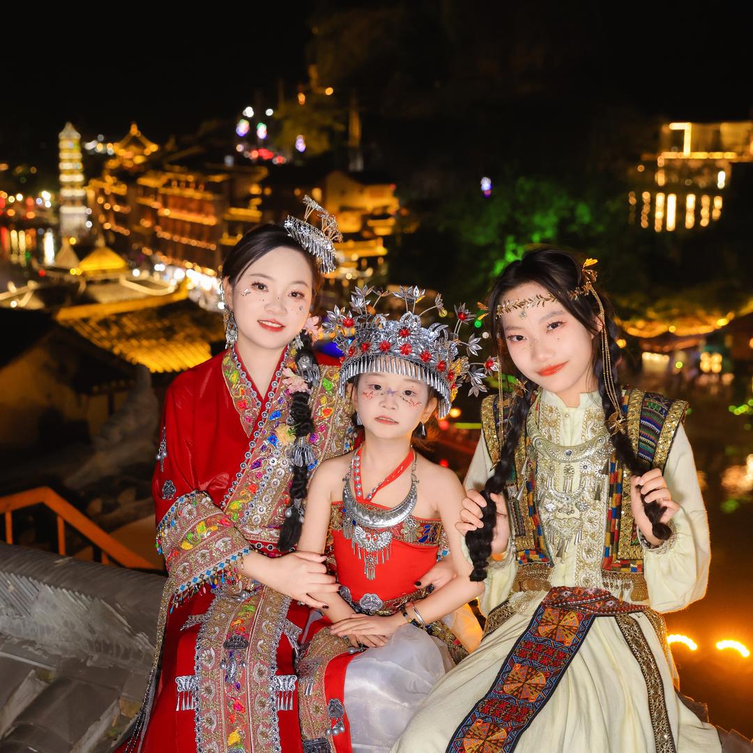 怀化悦颜美甲美睫 巧巧