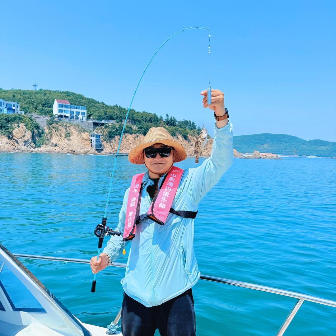 威海导游正气浩然