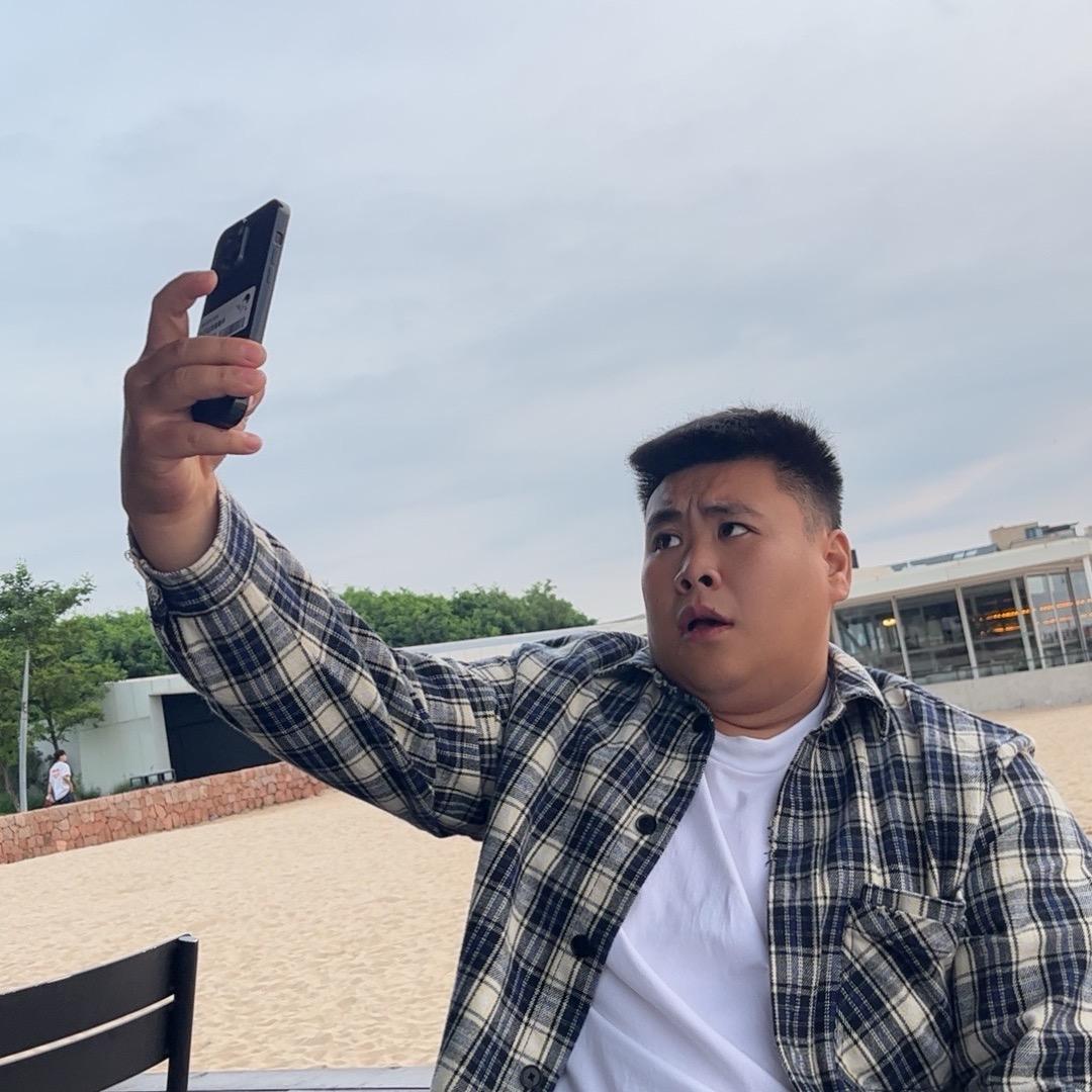 200斤的海子
