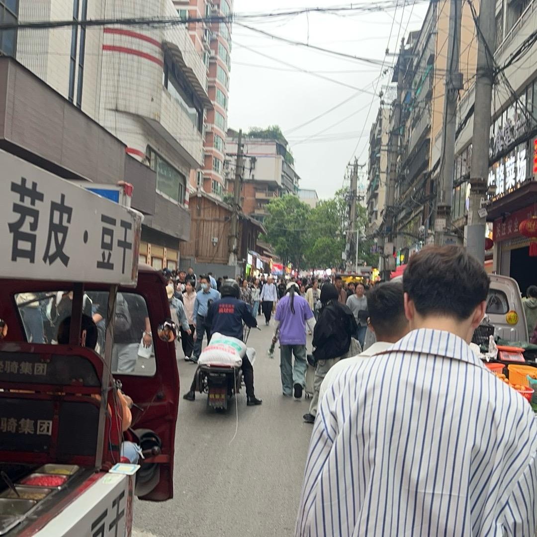 一个小核弹