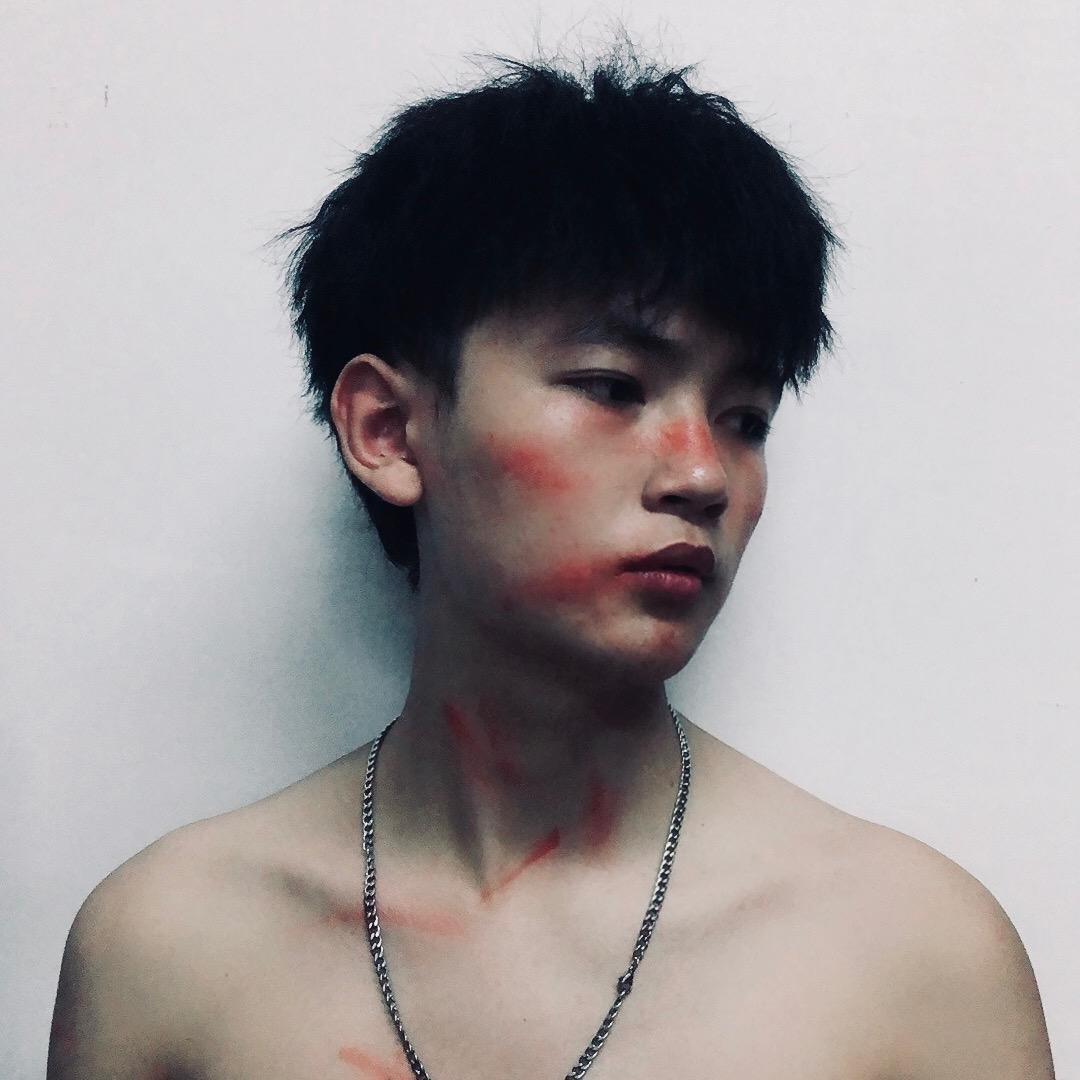 小何不是坏叔叔