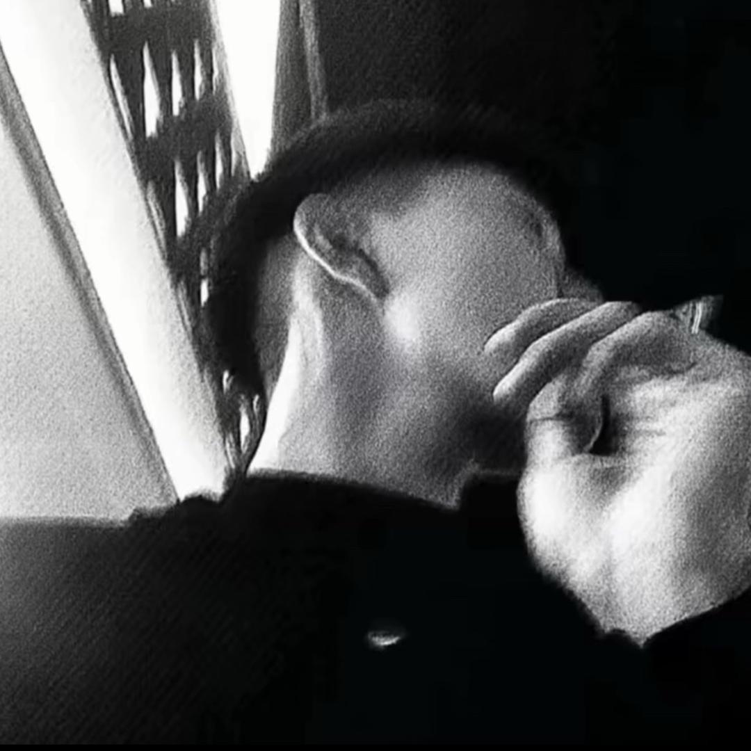 旁觀者.