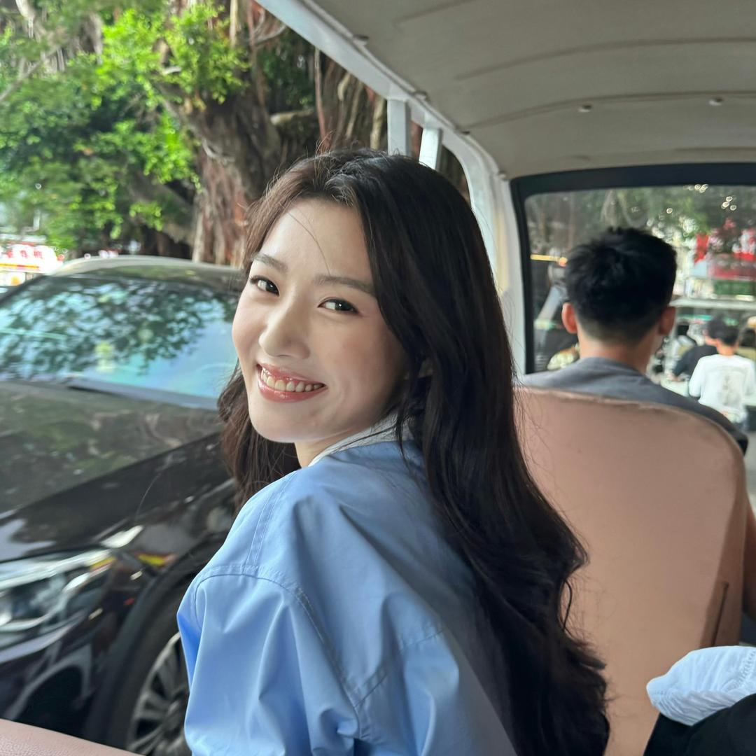 -雪儿：