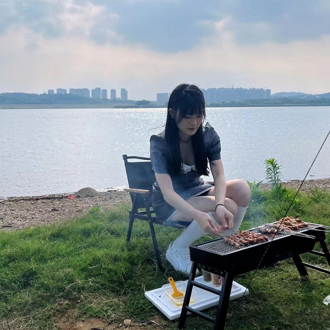 窝里窝气的佳