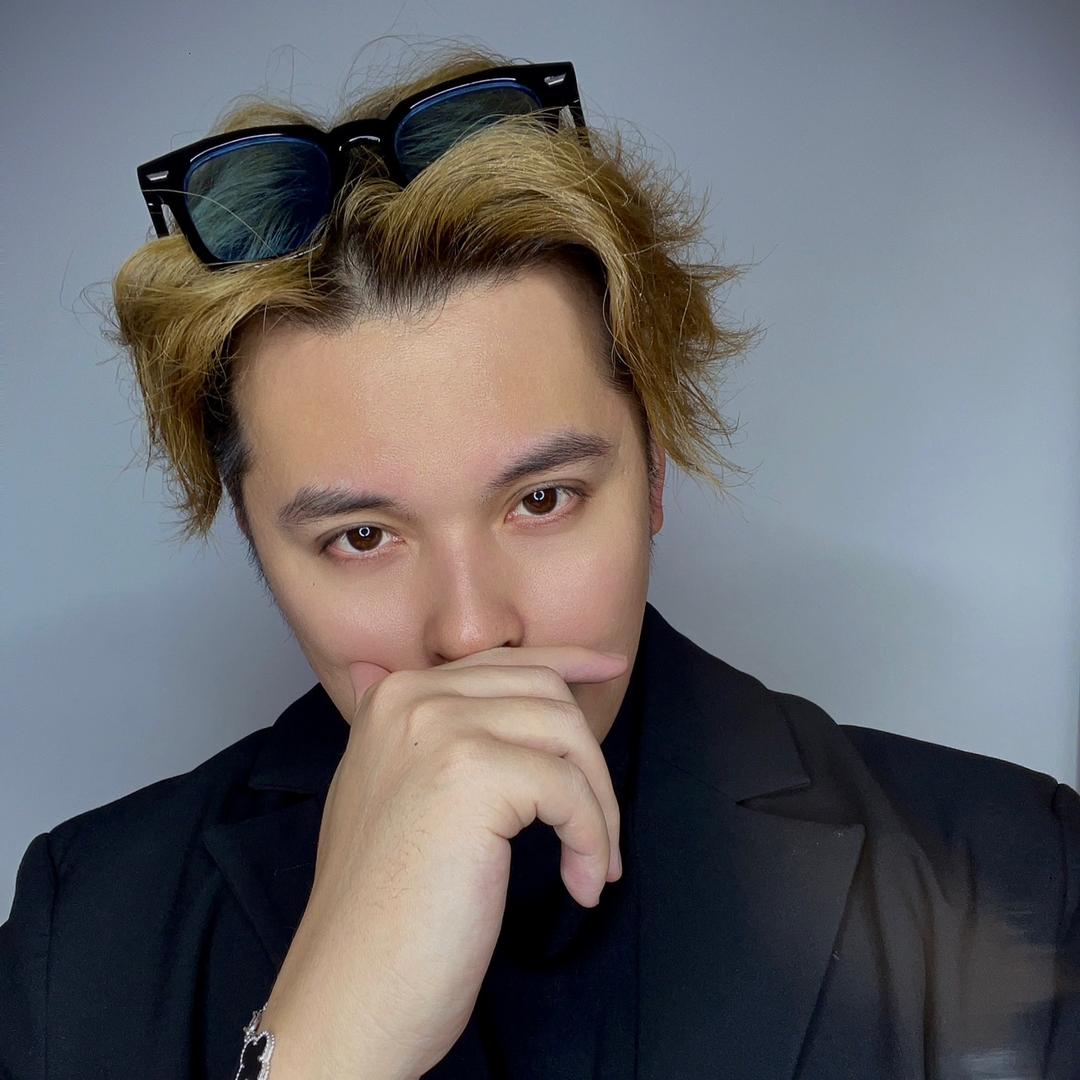 不喝热水的king《福利版》