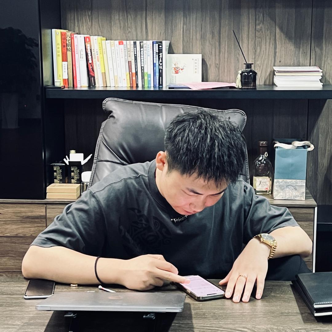 抖老板（小小创业人）