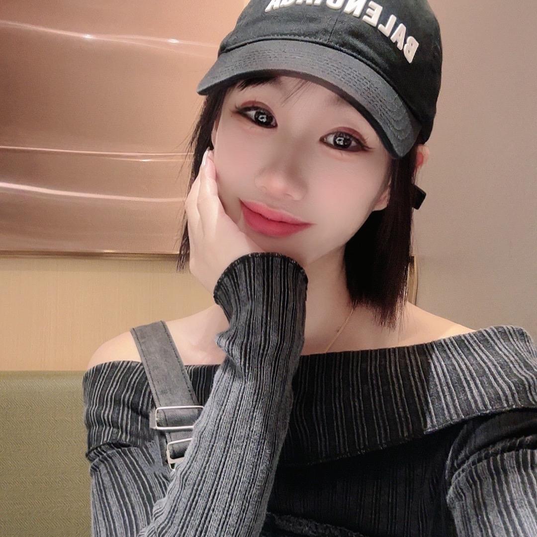 ㅤㅤㅤㅤㅤㅤㅤ ㅤㅤㅤㅤㅤㅤㅤY•UAN
