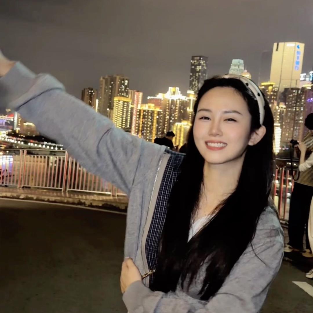 江西樊凡凡（温柔阿黛的拎包小妹）