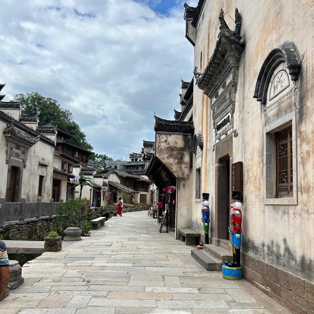 上饶市旧衣再生资源回收有限公司