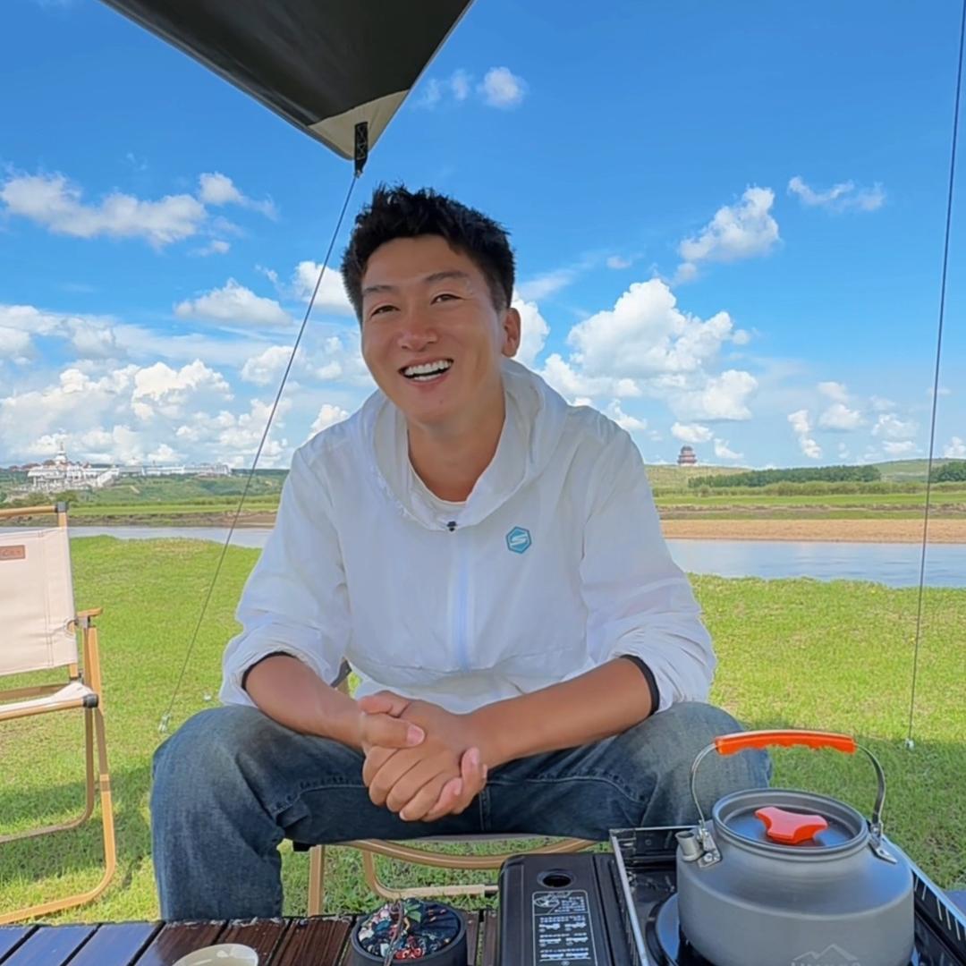 哈尔滨雪乡旅游定制师
