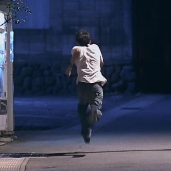灰色麻雀