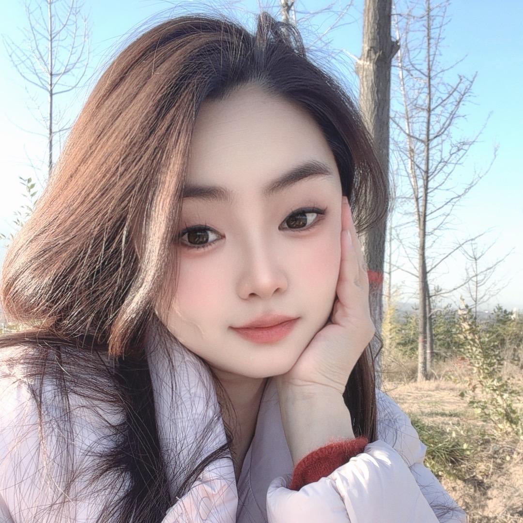 单眼皮的老阿姨💰