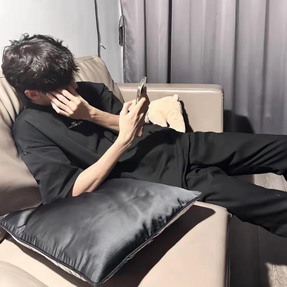 有苦自咽^