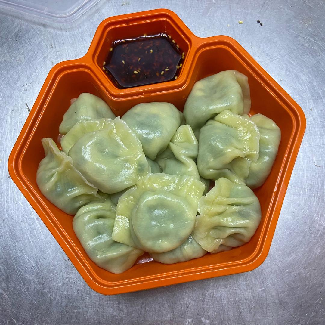 &手工水饺馄饨。新鲜现包！