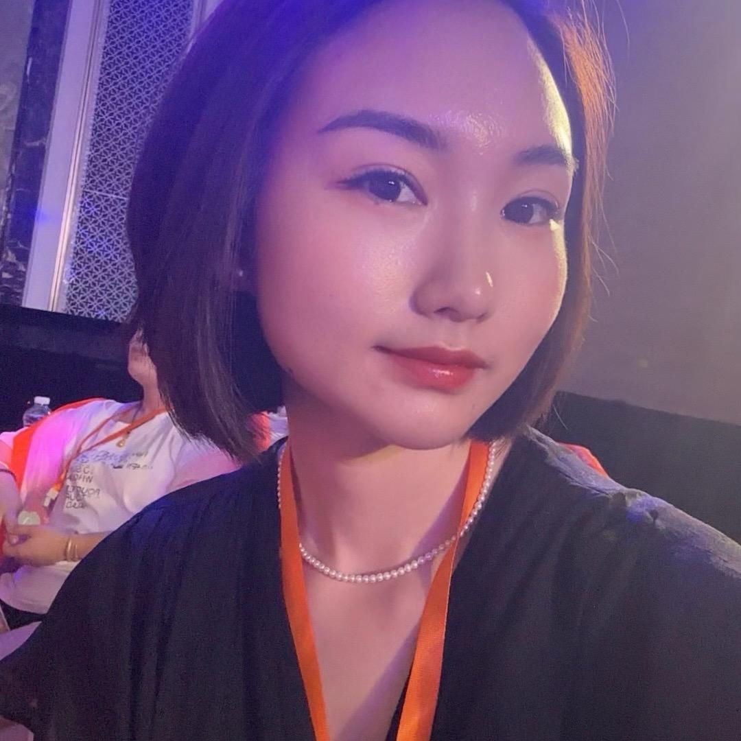 功夫北鼻·英子官方号