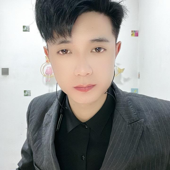 阿健《砥砺前行》