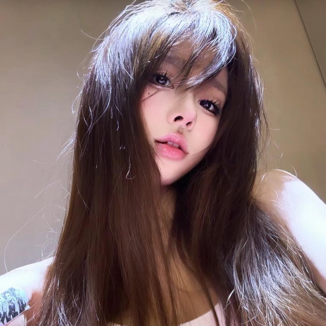 腿腿^