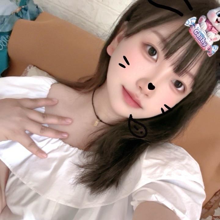 周妍