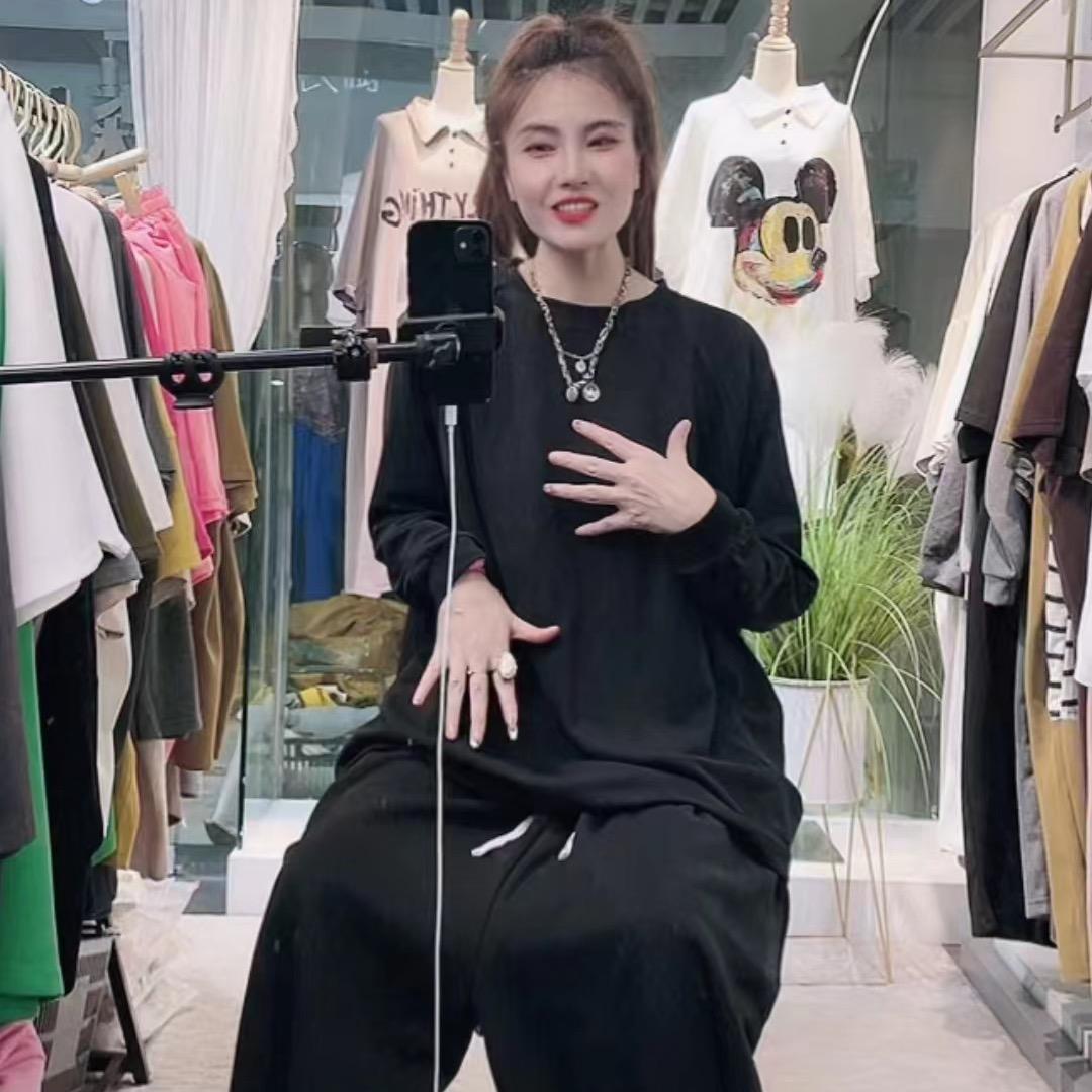 娜姐大码简约女装