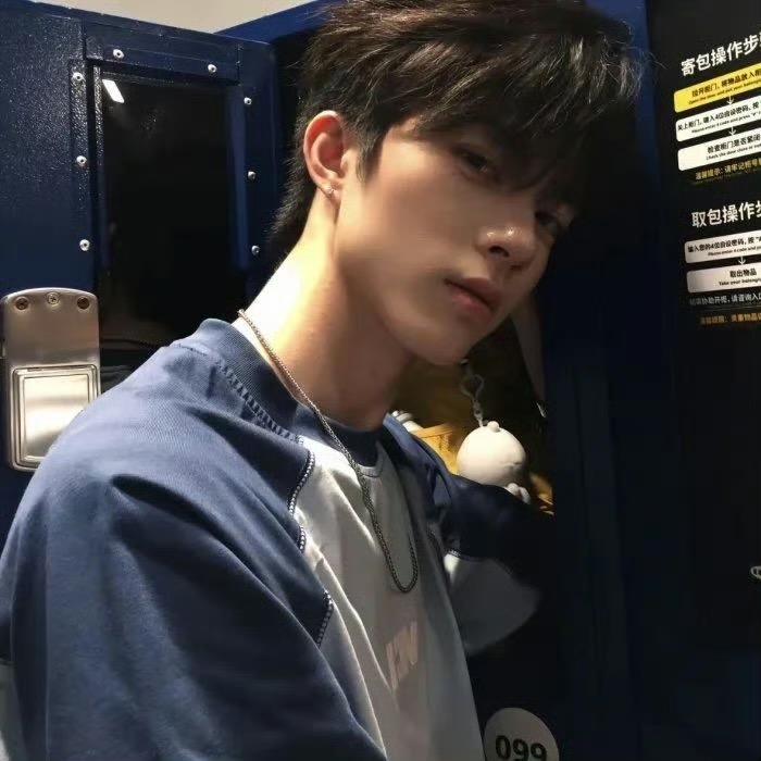 小狗不吃冰🧊