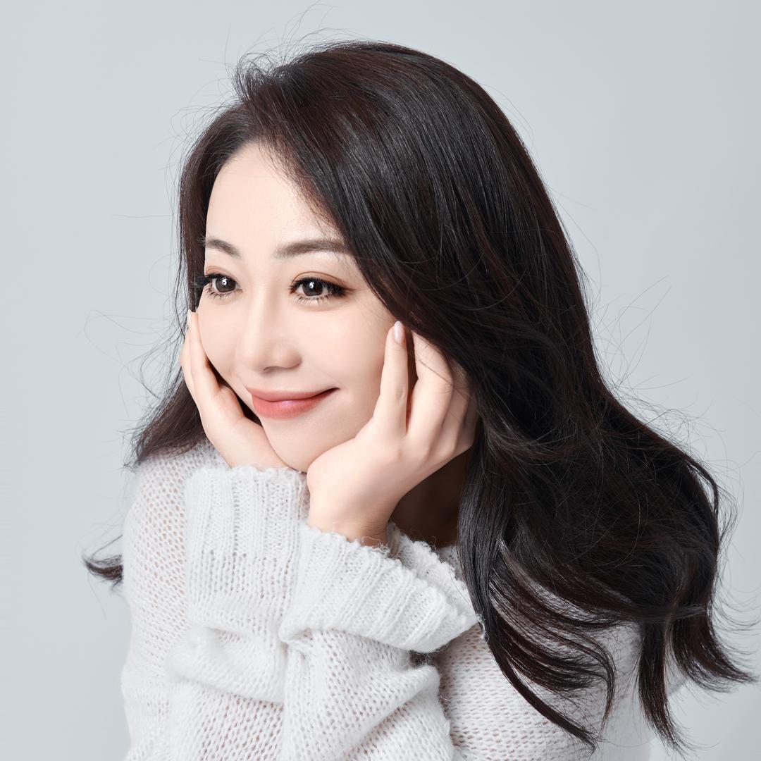 李欣妍很开欣
