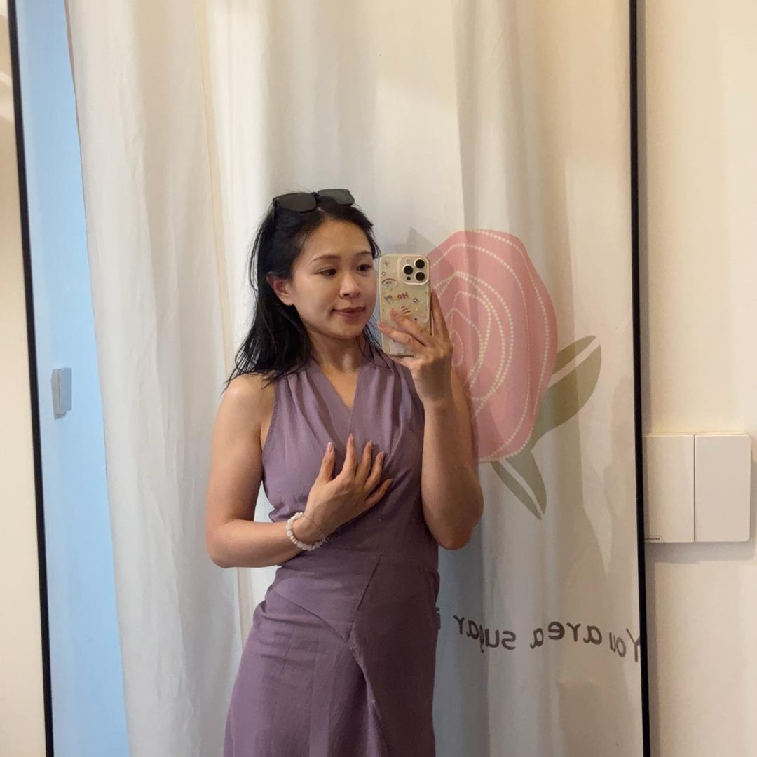 我有一双小白鞋