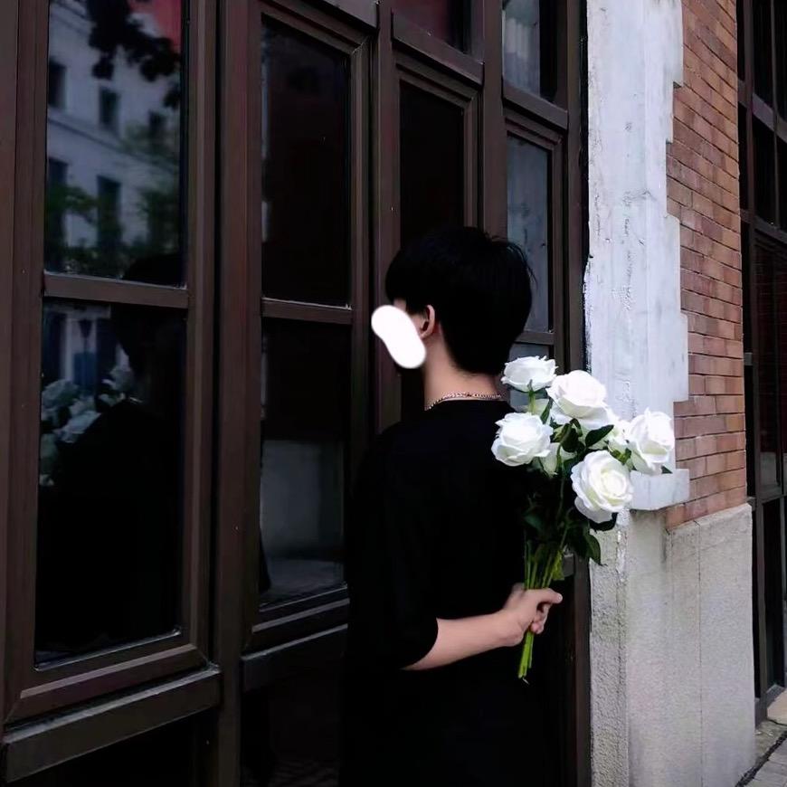 一日不见，如三月兮