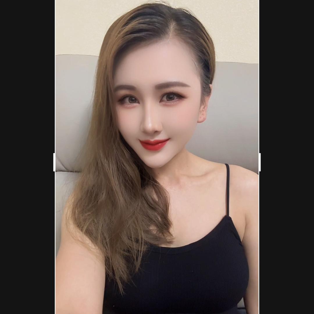 @语萱