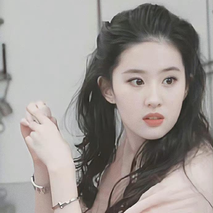 黄哈哈🦋