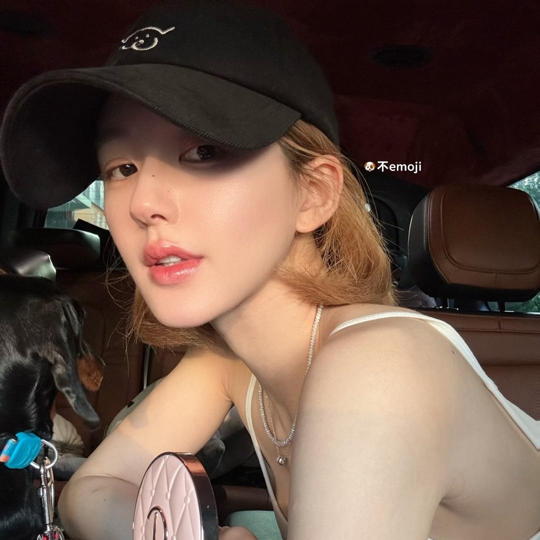 嘴巴吧唧吧唧