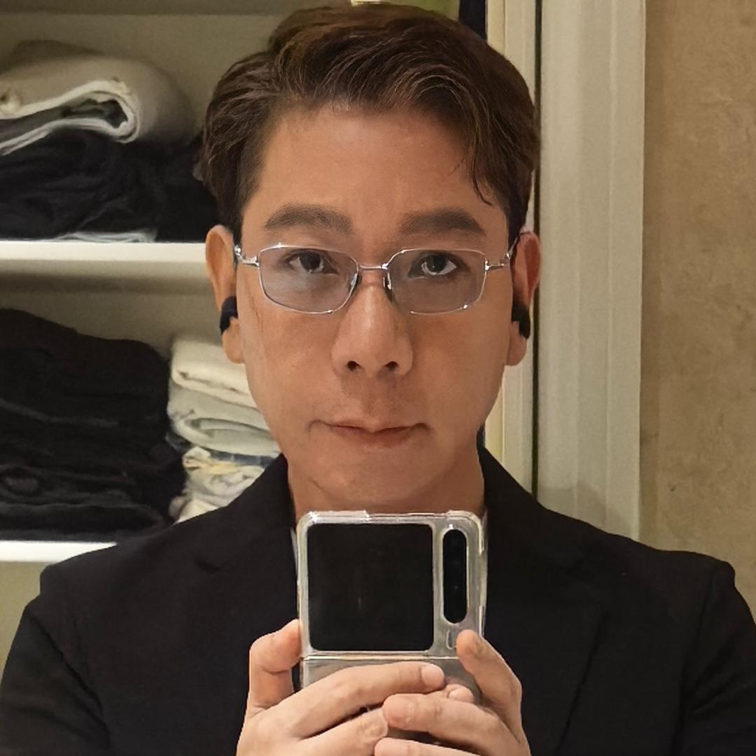 William Lau