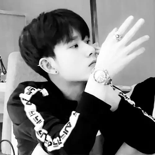 এღ᭄ꦿ执念এღ᭄ꦿLove