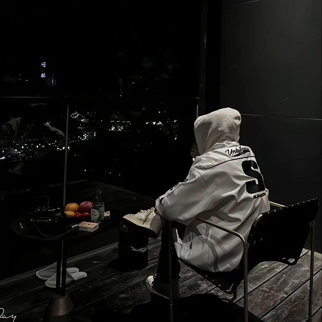 🚬寂莫先森