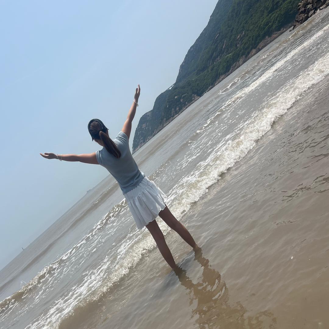╰つ゛。无名小姐