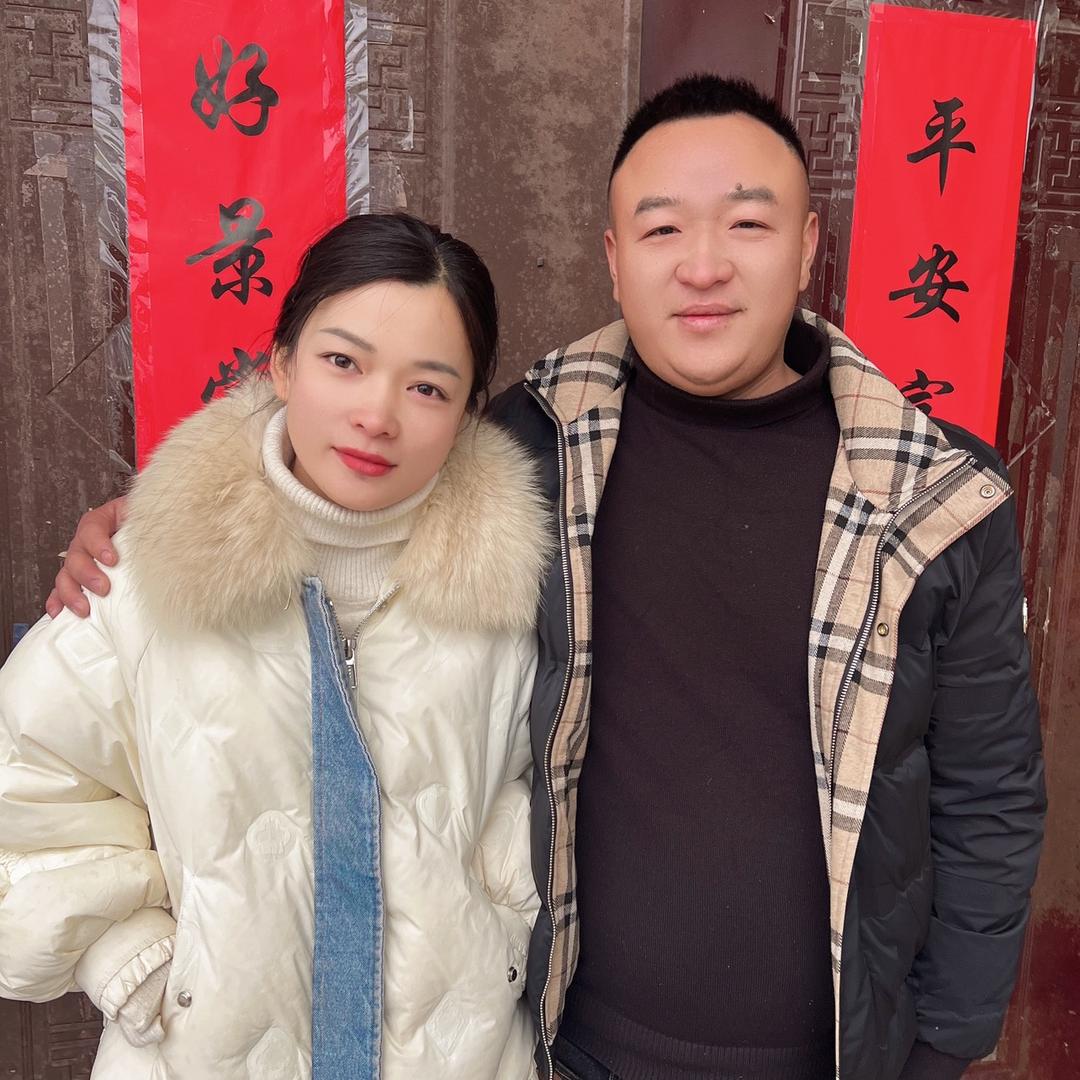 红恩夫妇