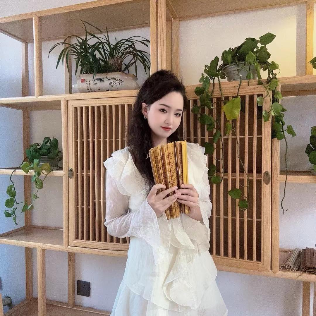 曾曾老师吖
